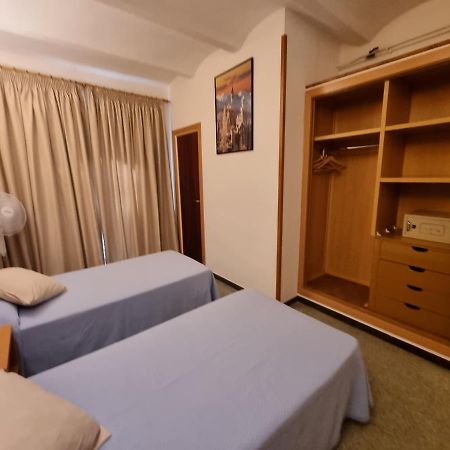 Pension El Ciervo Lloret de Mar Zewnętrze zdjęcie